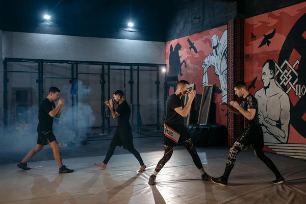 Musculation pour adolescents : Guide incluant des exercices sûrs